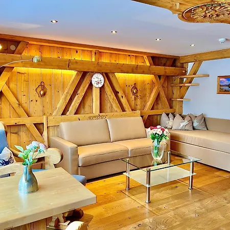 מלון Andi's Skihotel 4*