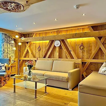 Andi's Skihotel מלון