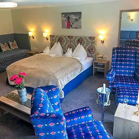Andi's Skihotel 4* אוברטאורן