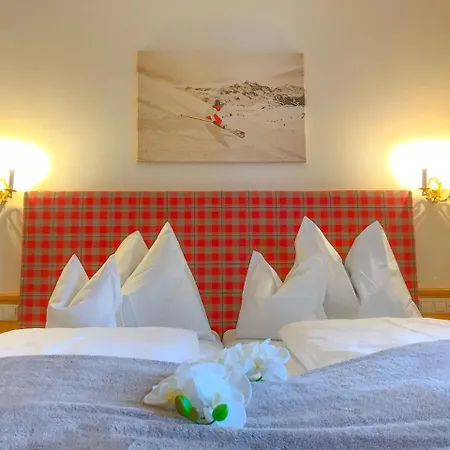 מלון Andi's Skihotel 4*