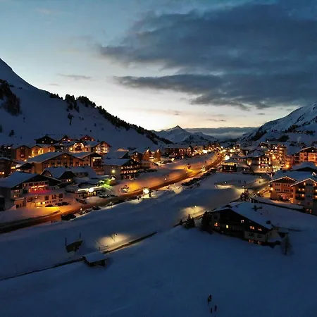 Andi's Skihotel Hotel 4*