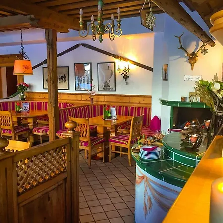 Andi's Skihotel Hotel 4*