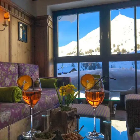 Andi's Skihotel Hotel 4*
