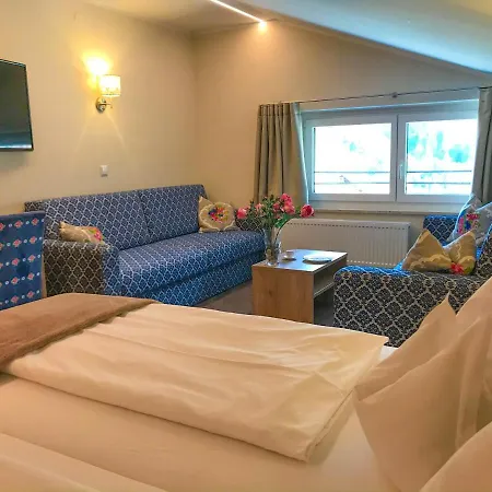 Andi's Skihotel 4*