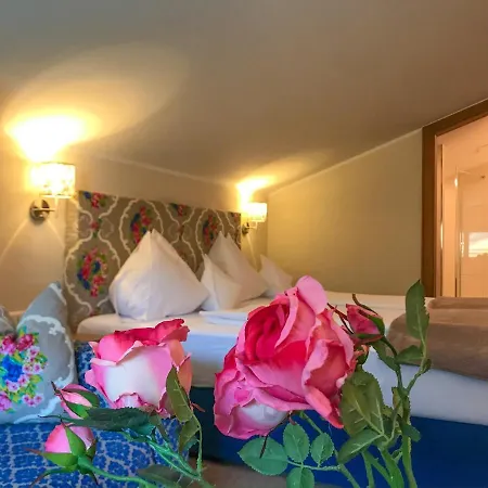 Andi's Skihotel 4*