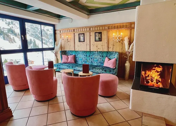 Andi's Skihotel 4*