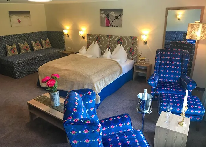 Andi's Skihotel 4* 오베르타우에른
