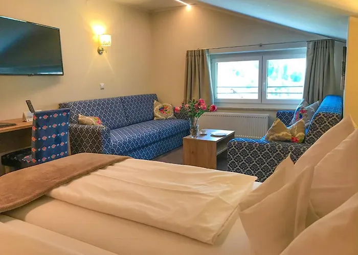 Andi's Skihotel 4*